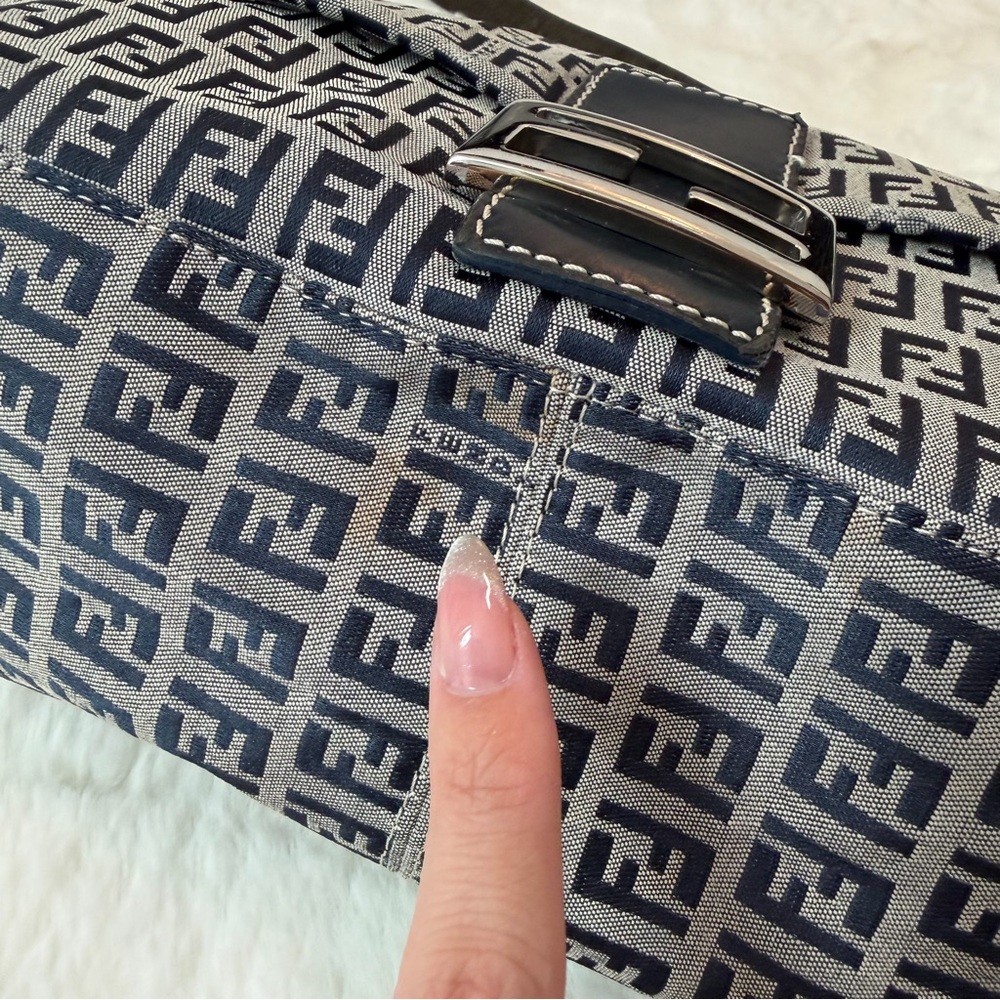 Fendi Mamma Zucchino Baguette - Picture 6 of 16